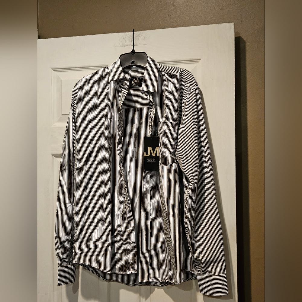 JONATHAN MARTIN BUTTON UP SHIRT